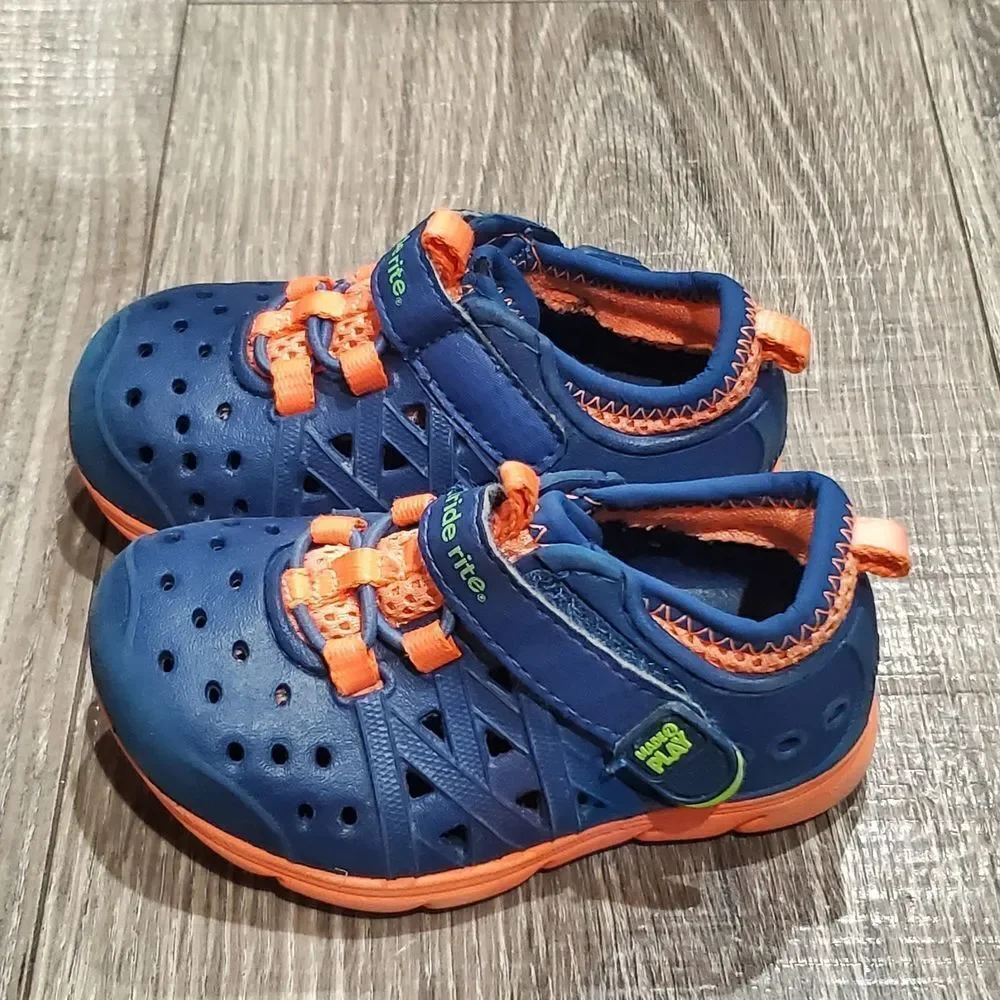 Baby Boys Stride Rite Water Shoes Size 4 Blue and Orange Kids Water Footwear